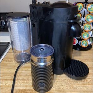 Nespresso Vertuo Machine AND 2 in 1 milk frother. EUC